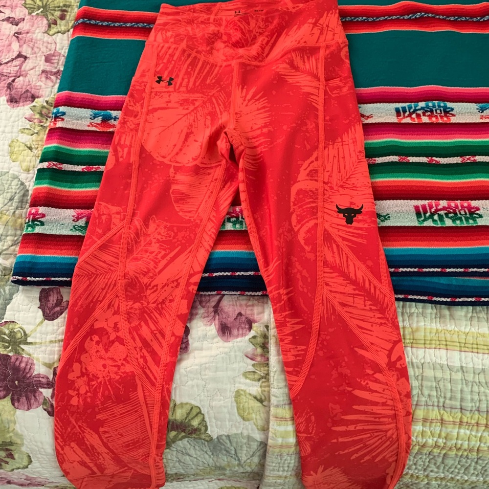 W Project Rock Ankle Legging